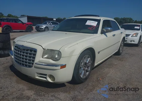 2007 Chrysler 300C из США, поврежденный, VIN 2C3KA63H37H606493